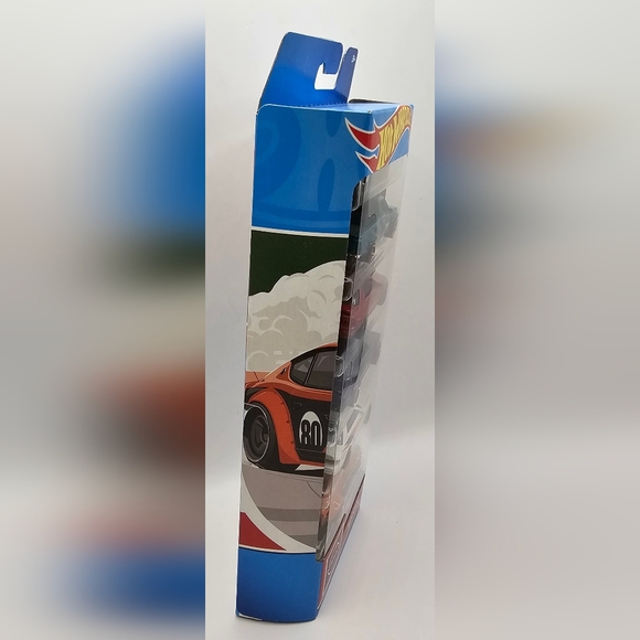 (NWOT) Hotwheels: Nissan 5 Pack 2022 - Picture 2 of 12